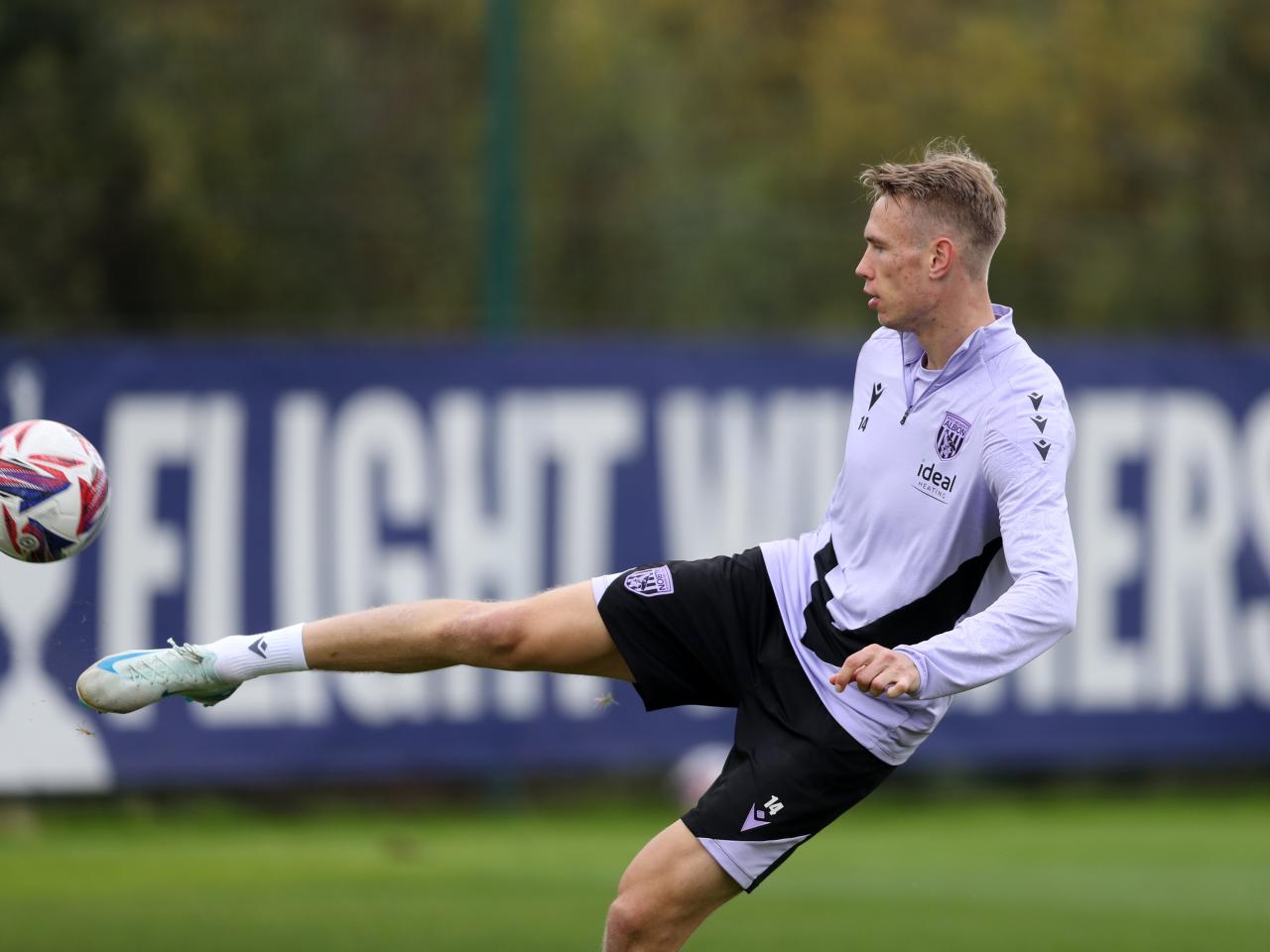 Torbjørn Heggem in the 24/25 Macron Trainingwear