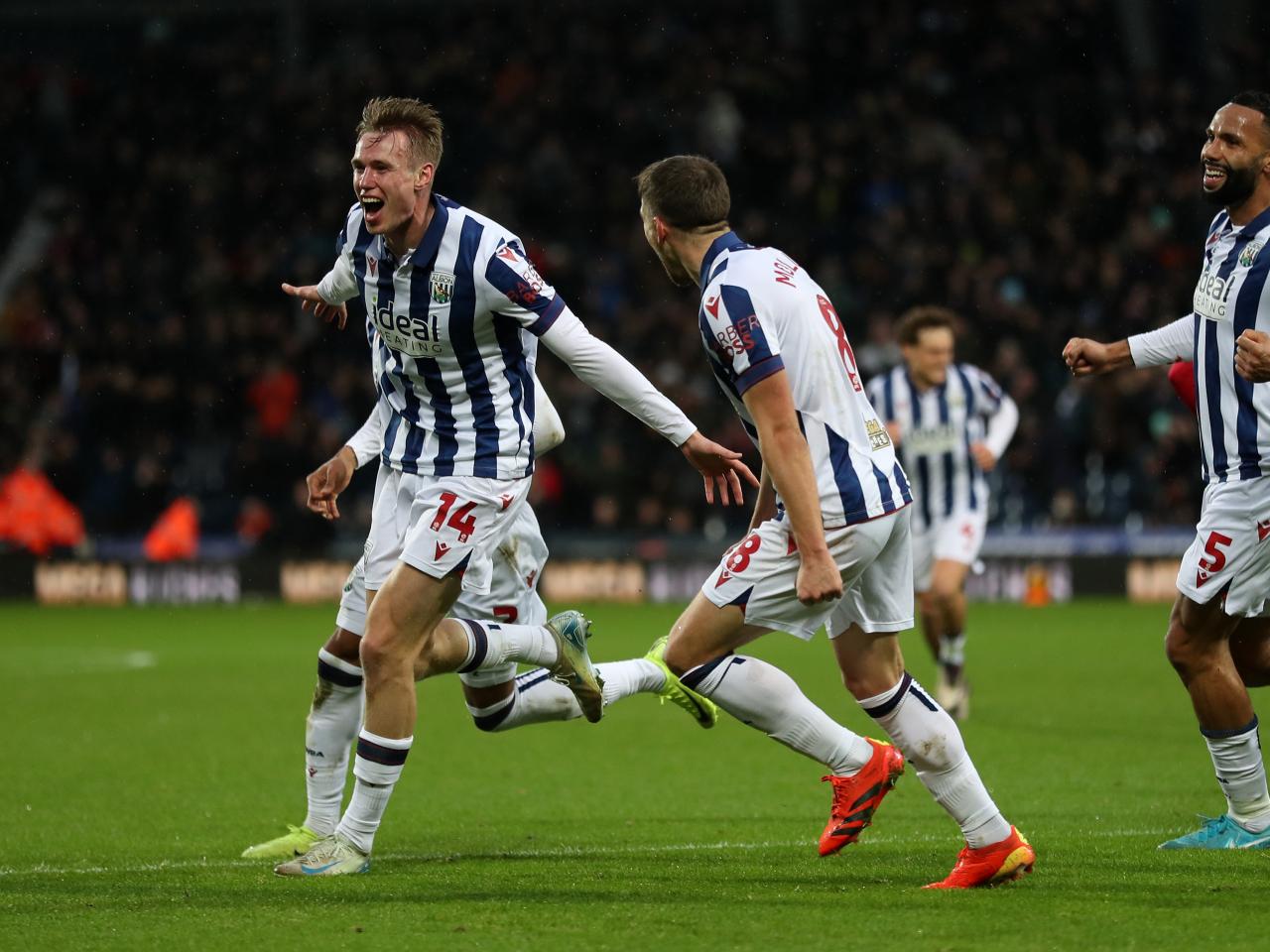 Torbjørn Heggem celebrates scoring a header against Sheffield United 