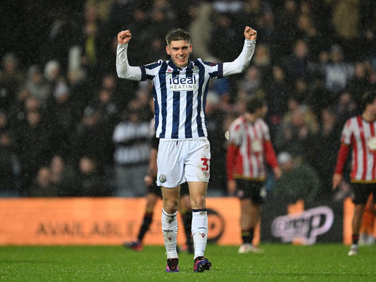 Tom Fellows celebrates scoring against Sheffield United