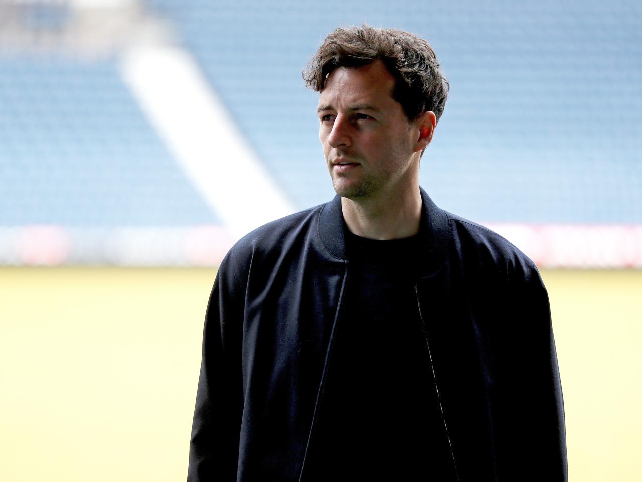 Ryan Mason looking around The Hawthorns