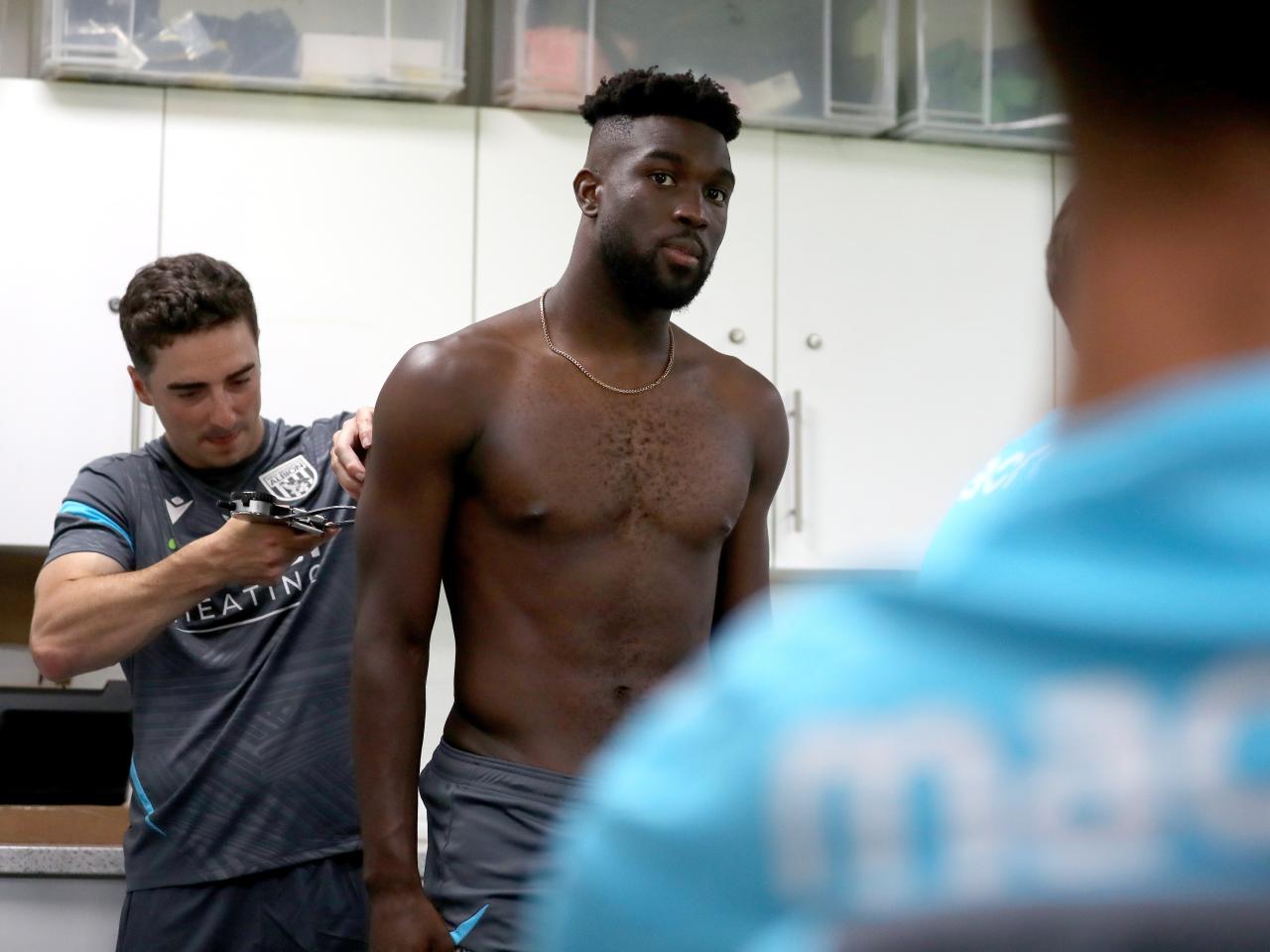 Daryl Dike having tests carried out on his body 