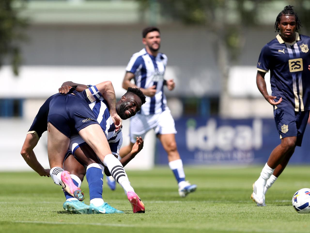 Daryl Dike fighting for the ball against Port Vale
