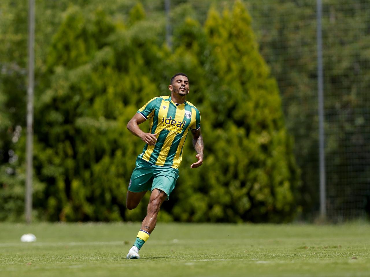 Karlan Grant in action against Dynamo Kyiv in pre-season in Austria 