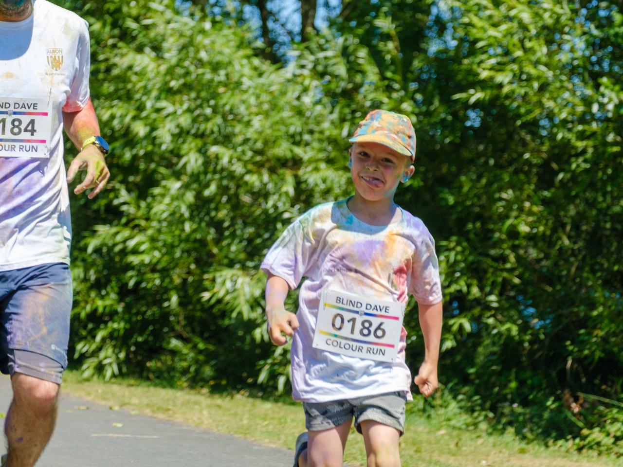 Closing up of the sun, pulling a funny face.