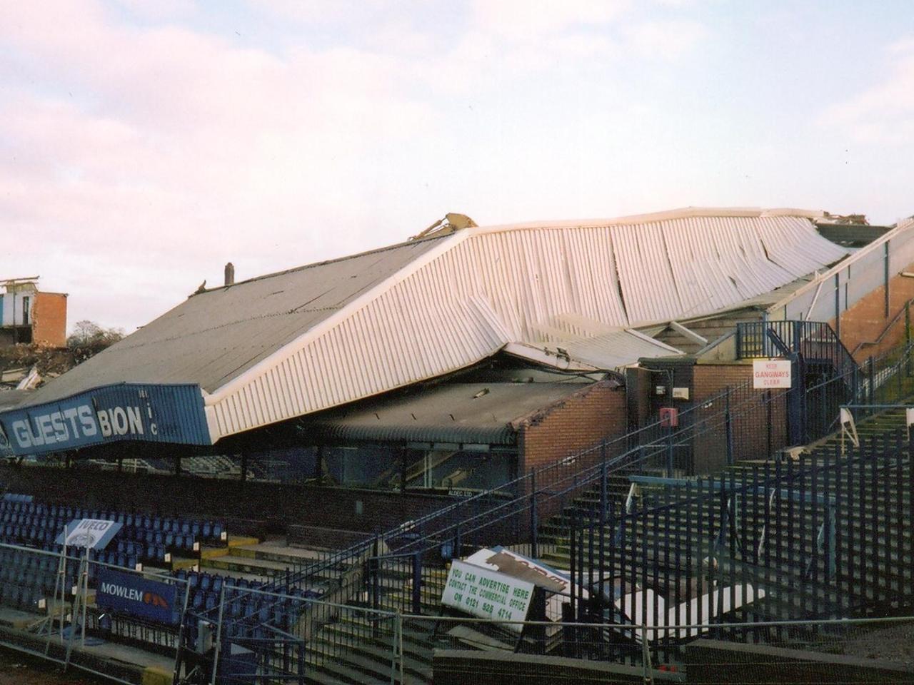 Dismantle of The Rainbow Stand