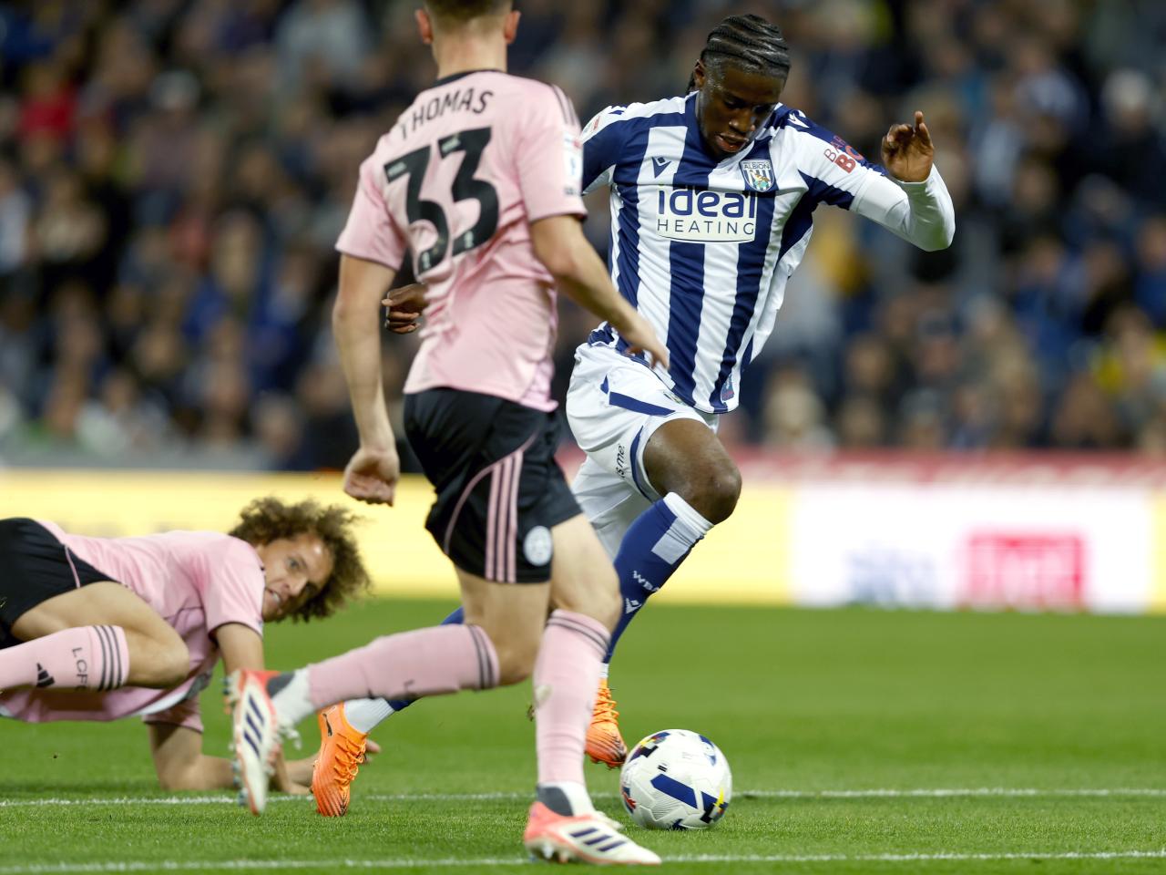 Samuel Iling-Junior in action against Leicester City 