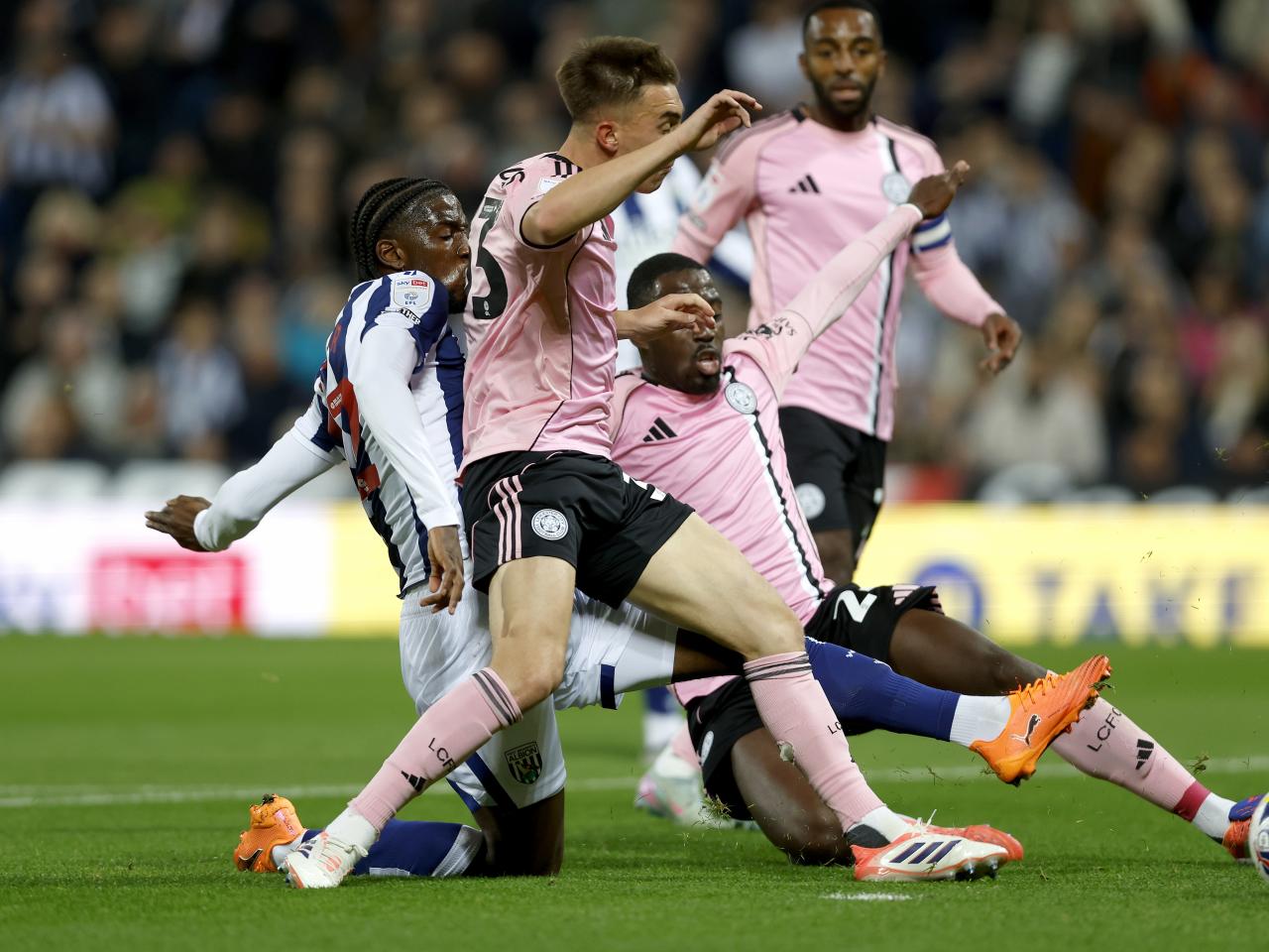 Samuel Iling-Junior in action against Leicester City 