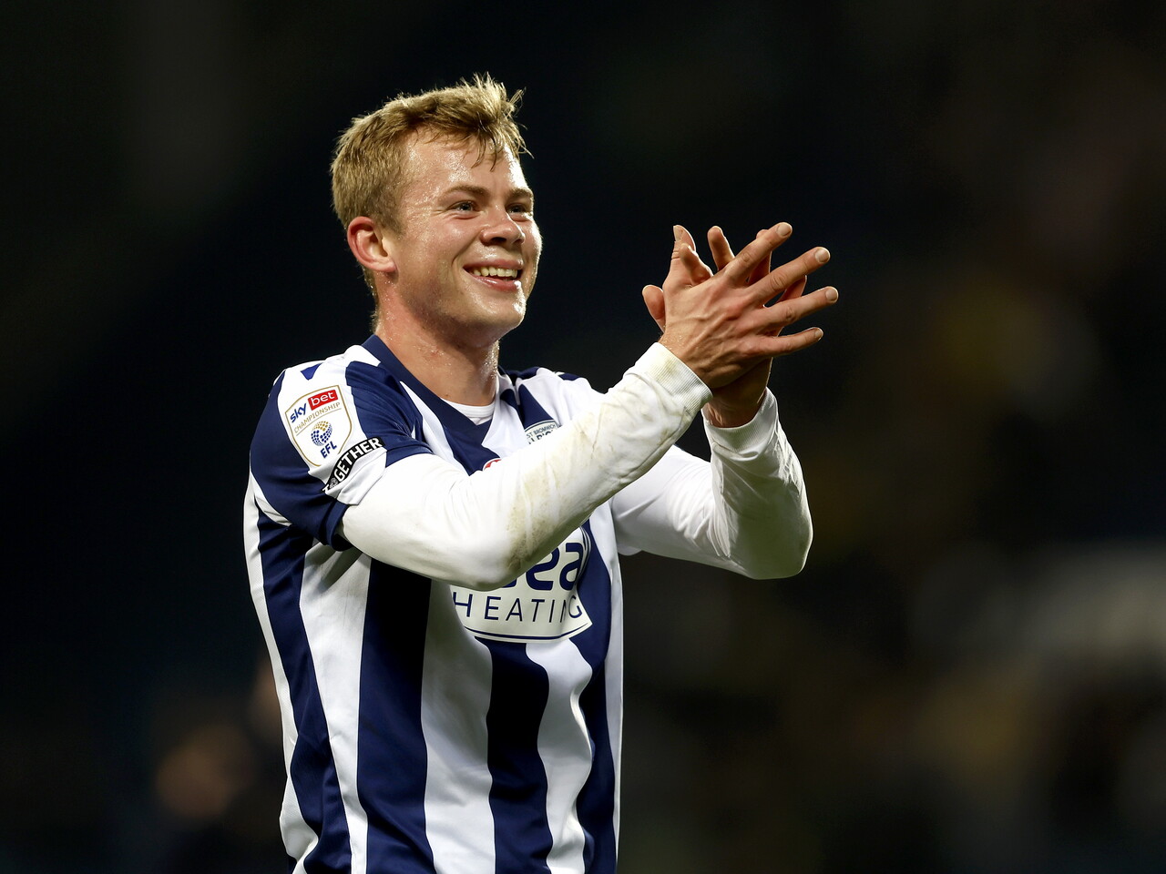 Aune Heggebø clapping WBA fans after the Oxford game