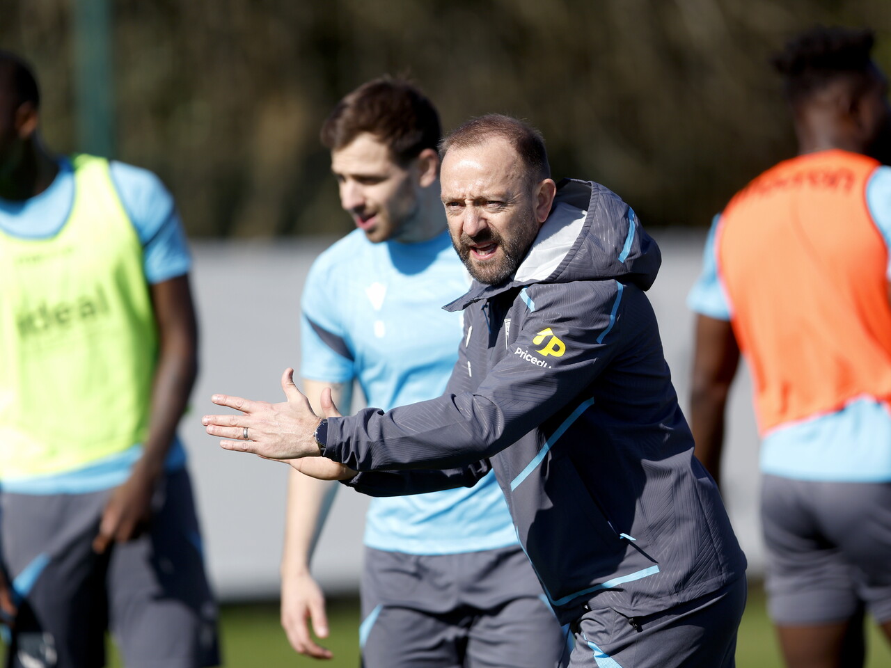 Matt Gill coaching during a training session