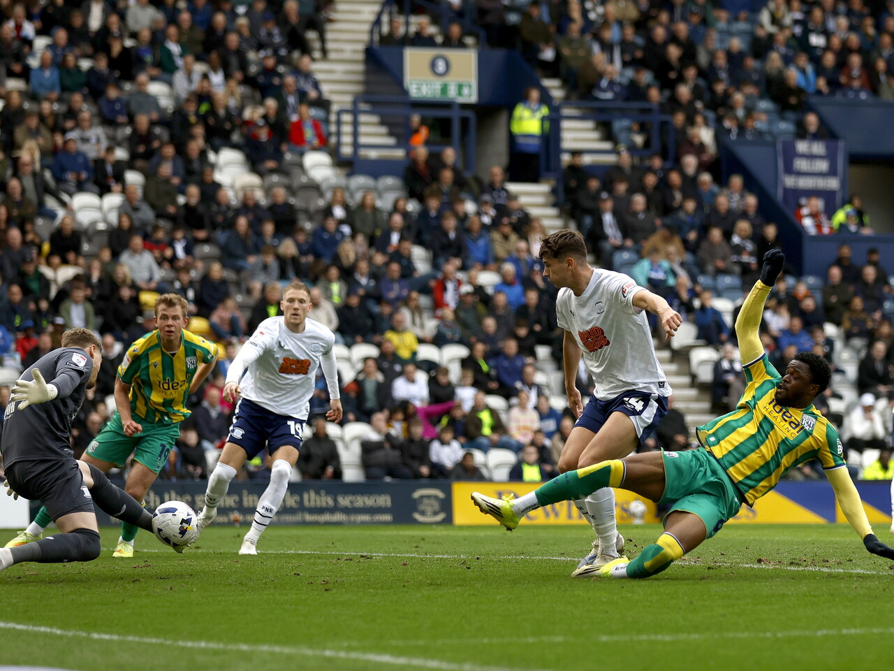 Josh Maja tries to score a second goal against Preston