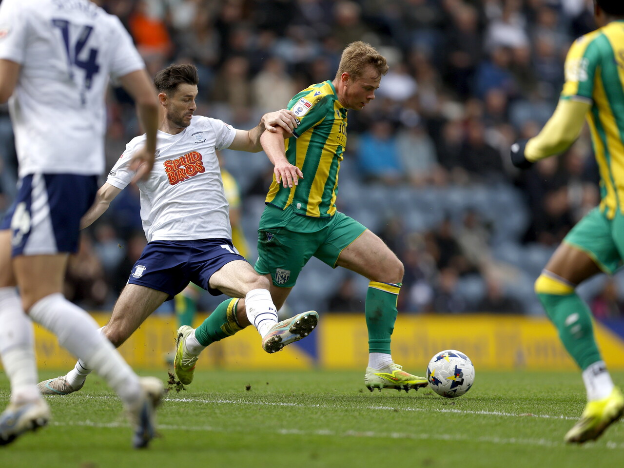 Aune Heggebo on the ball against Preston