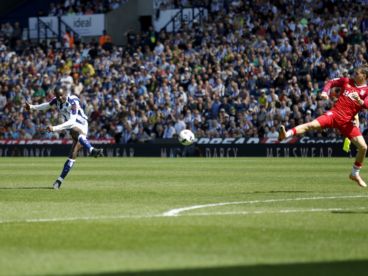 Ousmane Diakité shooting against Ipswich 