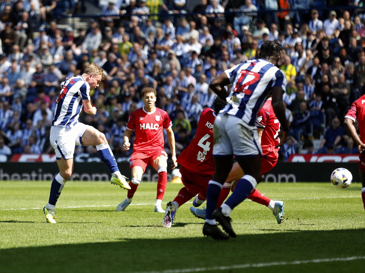 Aune Heggebø shooting against Ipswich 
