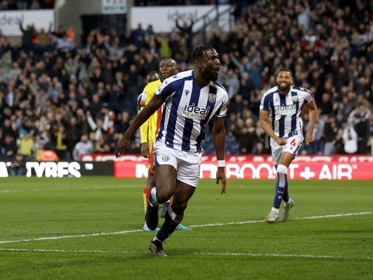 Daryl Dike celebrates his goal against Watford