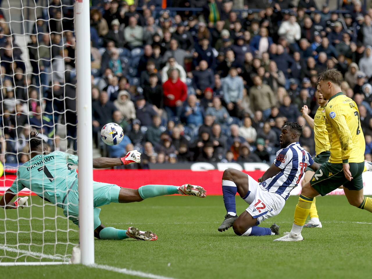 Daryl Dike's late shot is saved