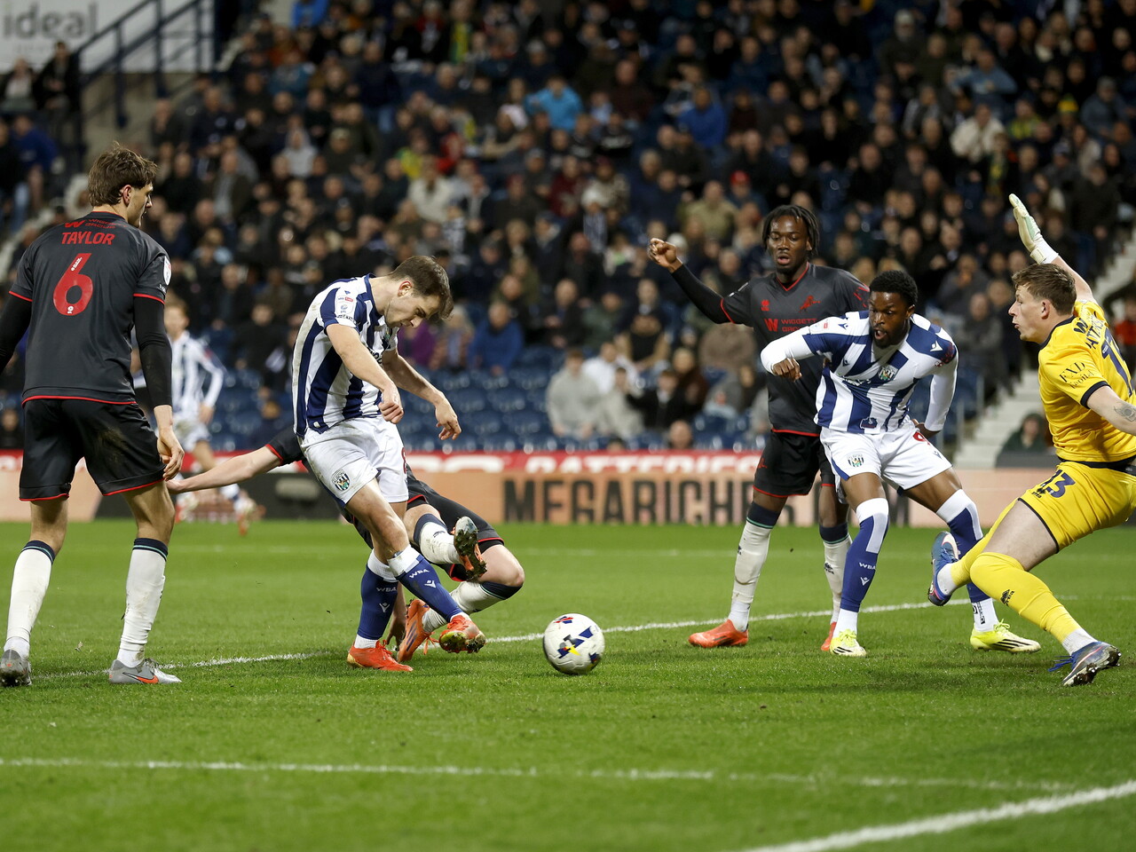 Jayson Molumby shooting against Millwall