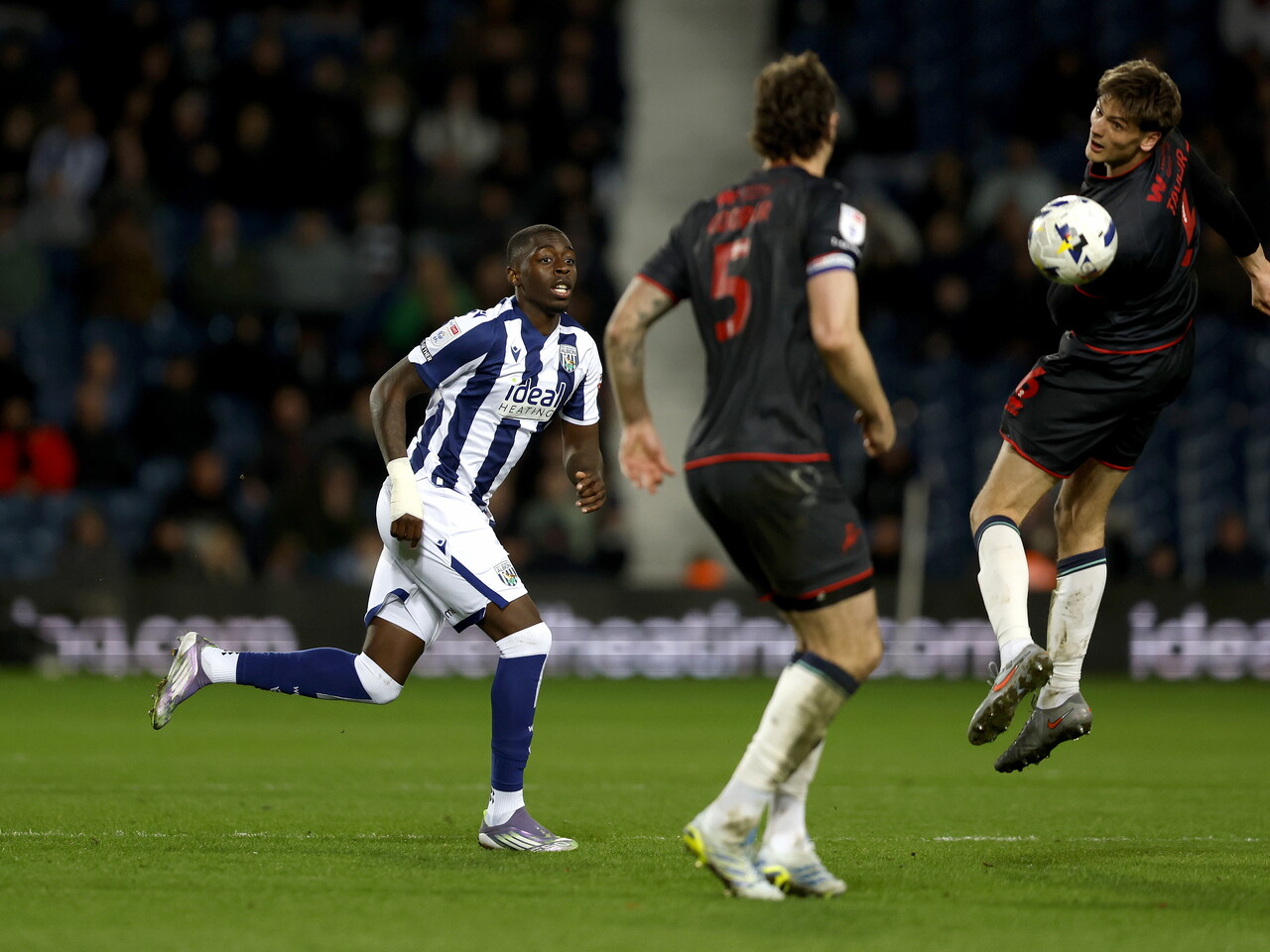 Eseosa Sule in action on his league debut against Millwall