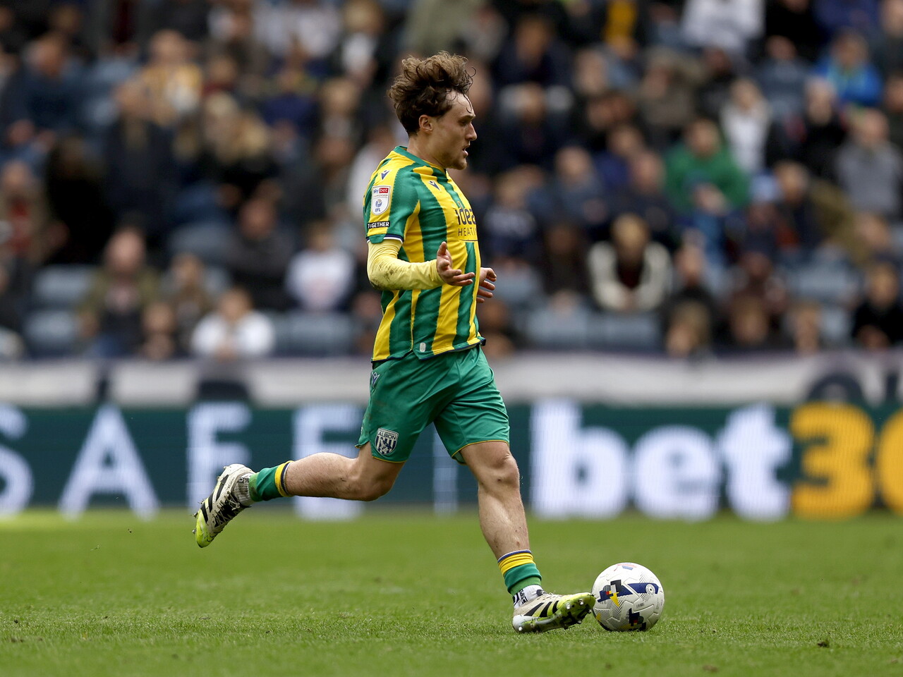 Callum Styles on the ball against Preston