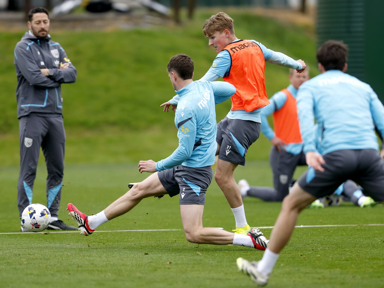 Ollie Bostock taking a shot during training 