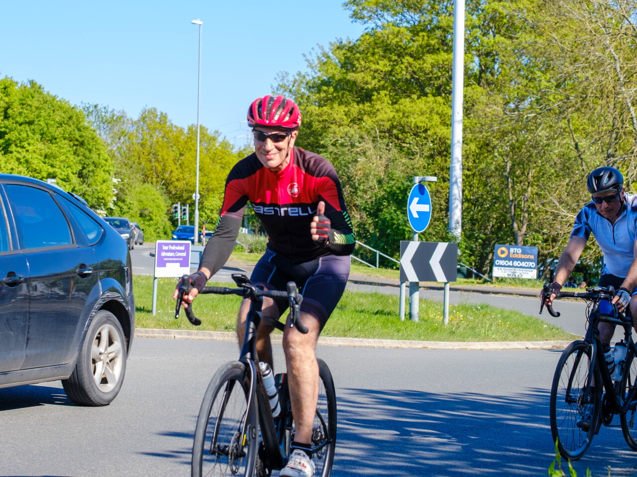 Steve Kite exiting a roundabout