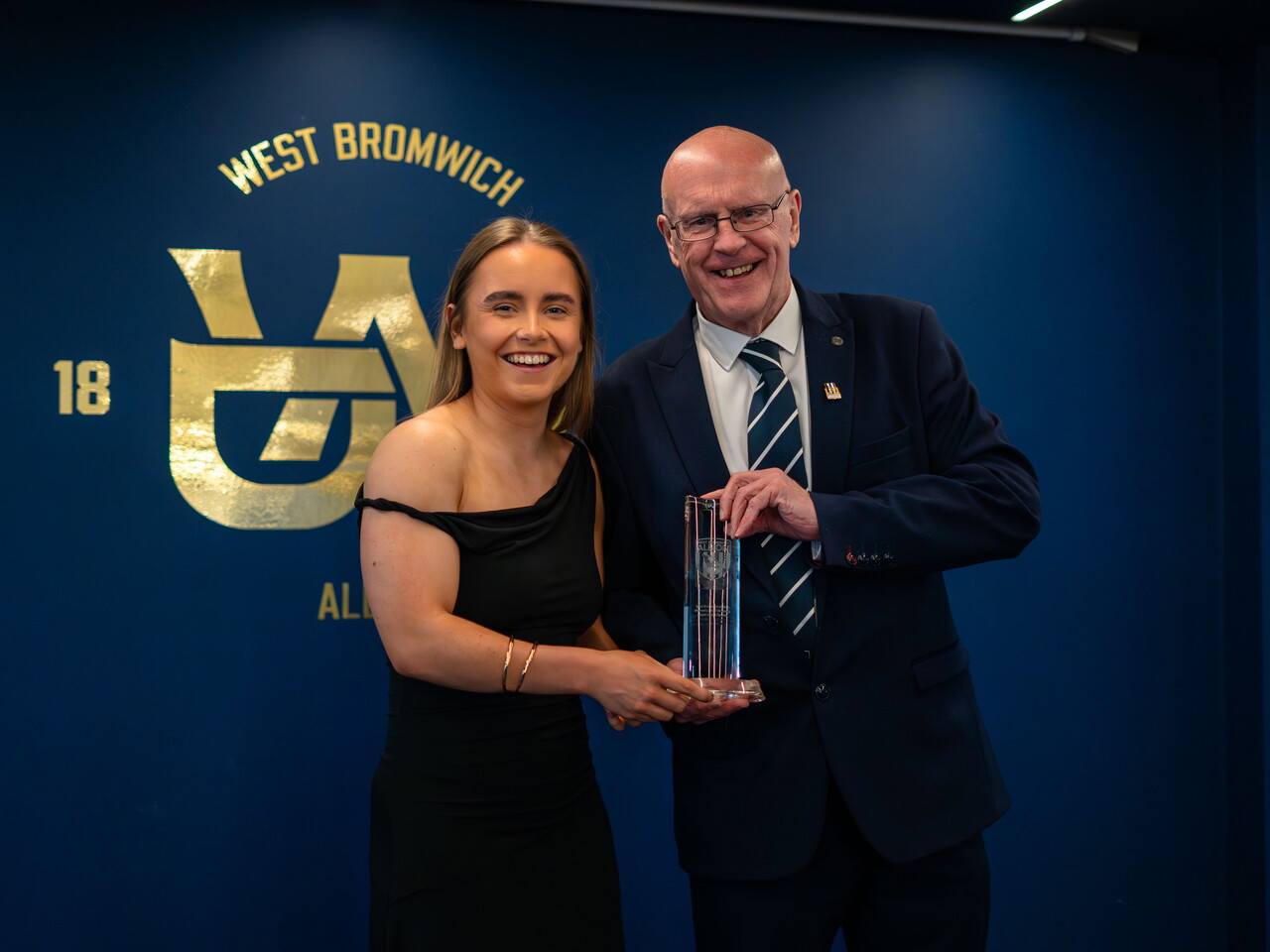 Ella Haughey receives her Young Player of the Season award.
