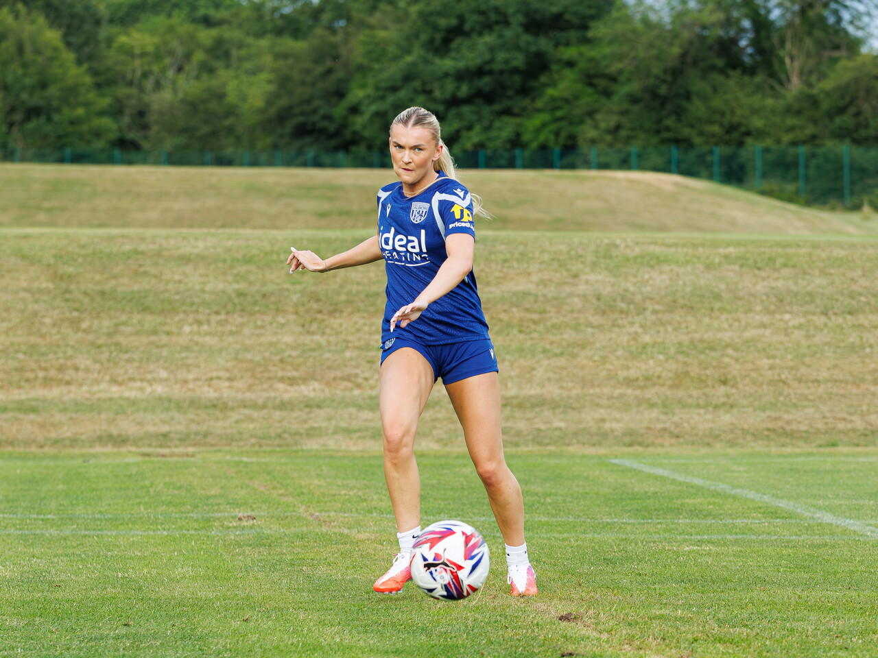 Taylor Reynolds on the ball during a training session
