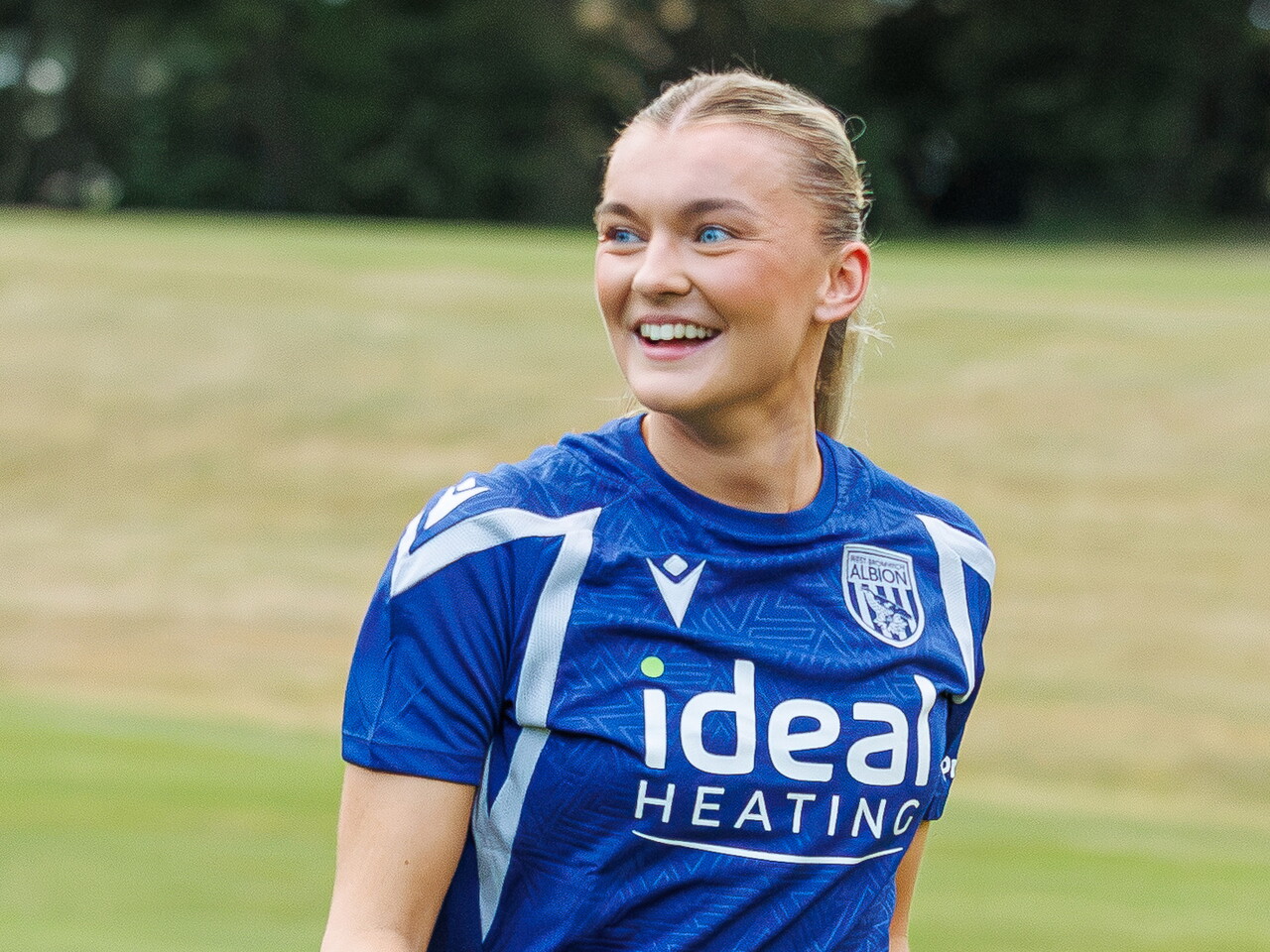 Taylor Reynolds smiling during a training session