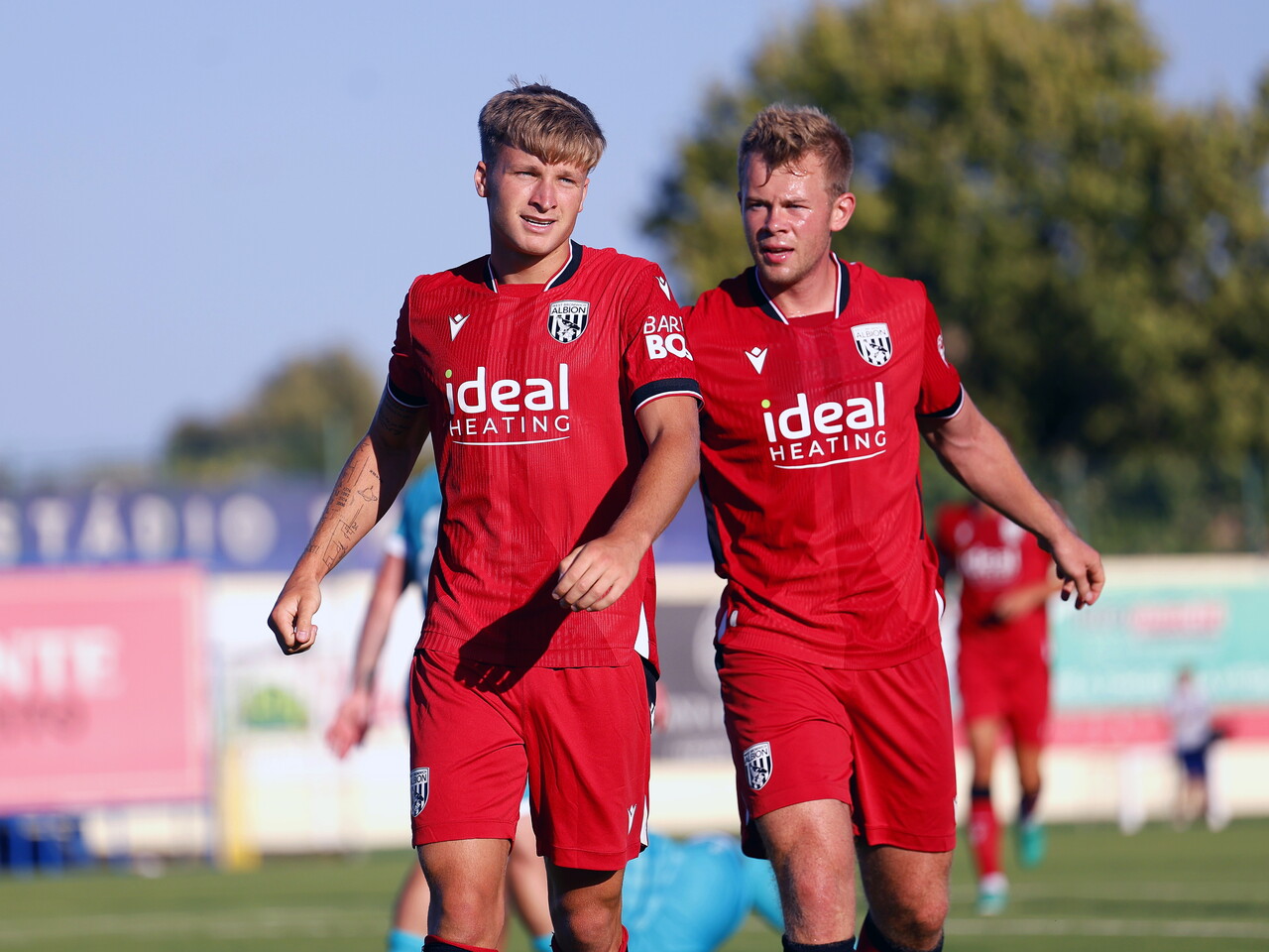 JJ Morgan celebrates his goal against Bromley with Aune Heggebø