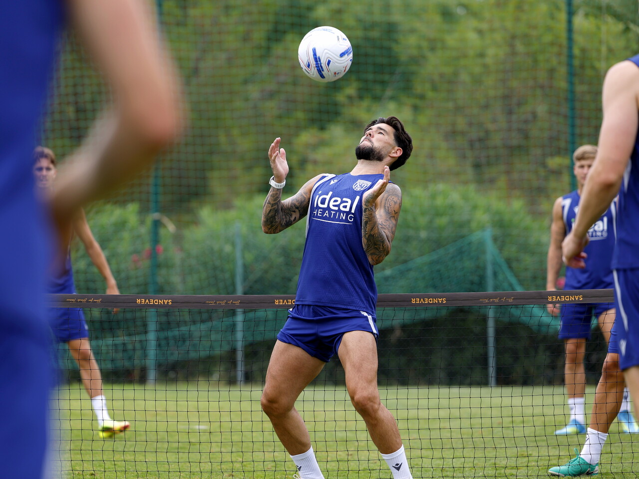 Alex Mowatt sets himself up for an overhead kick