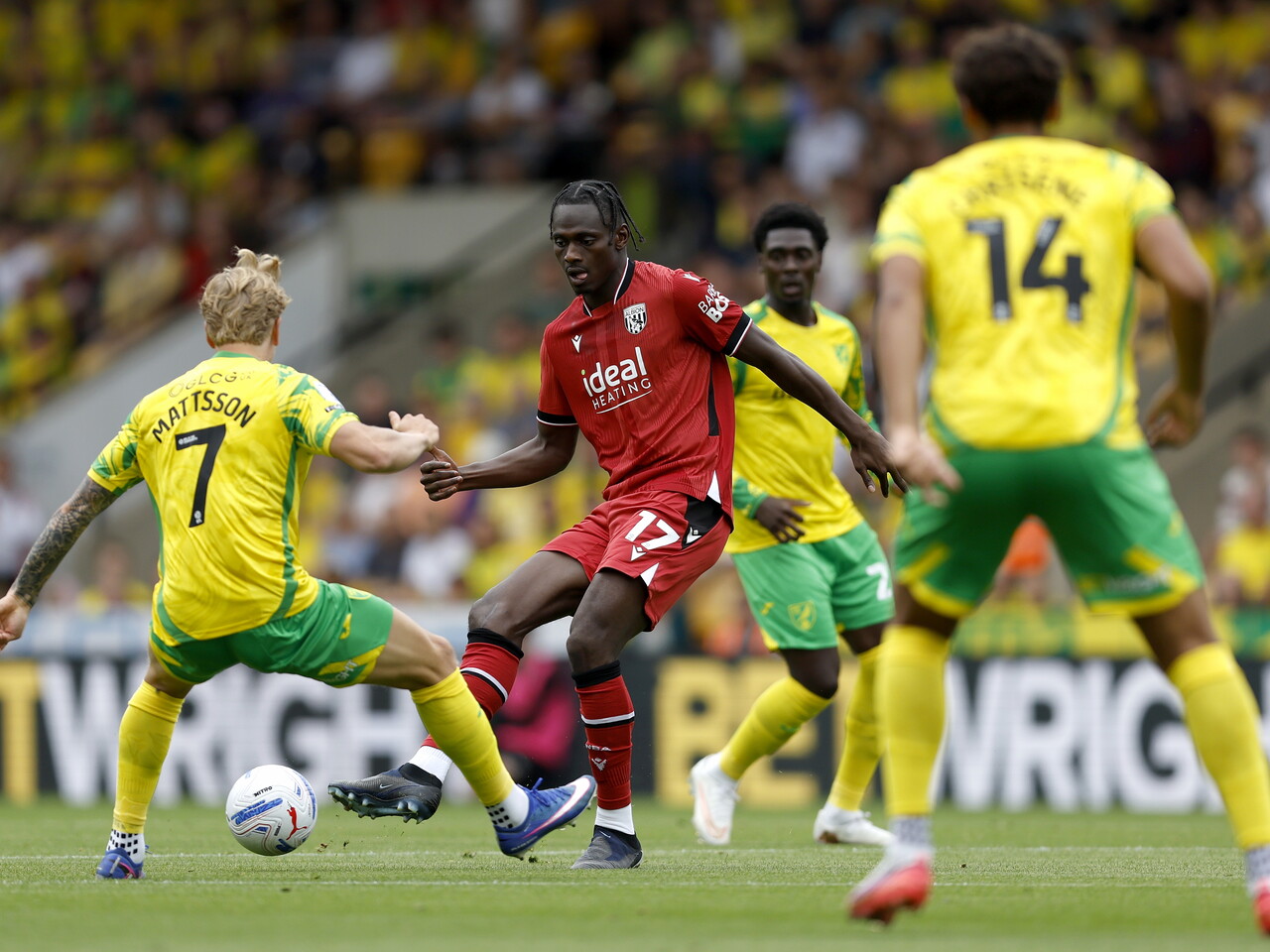 Ousmane Diakite on the ball against Norwich