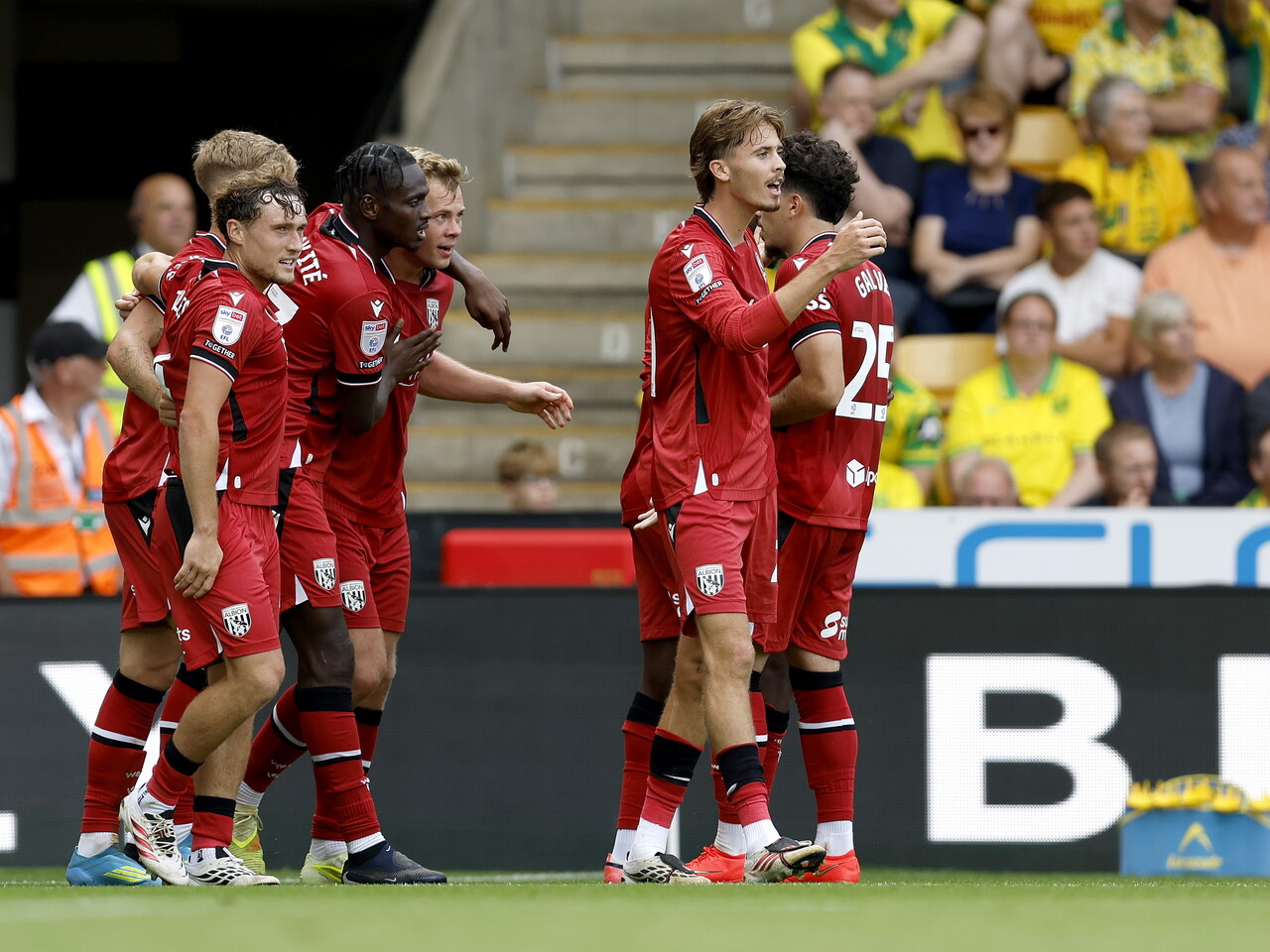 Aune Heggebo celebrates his goal with his teammates