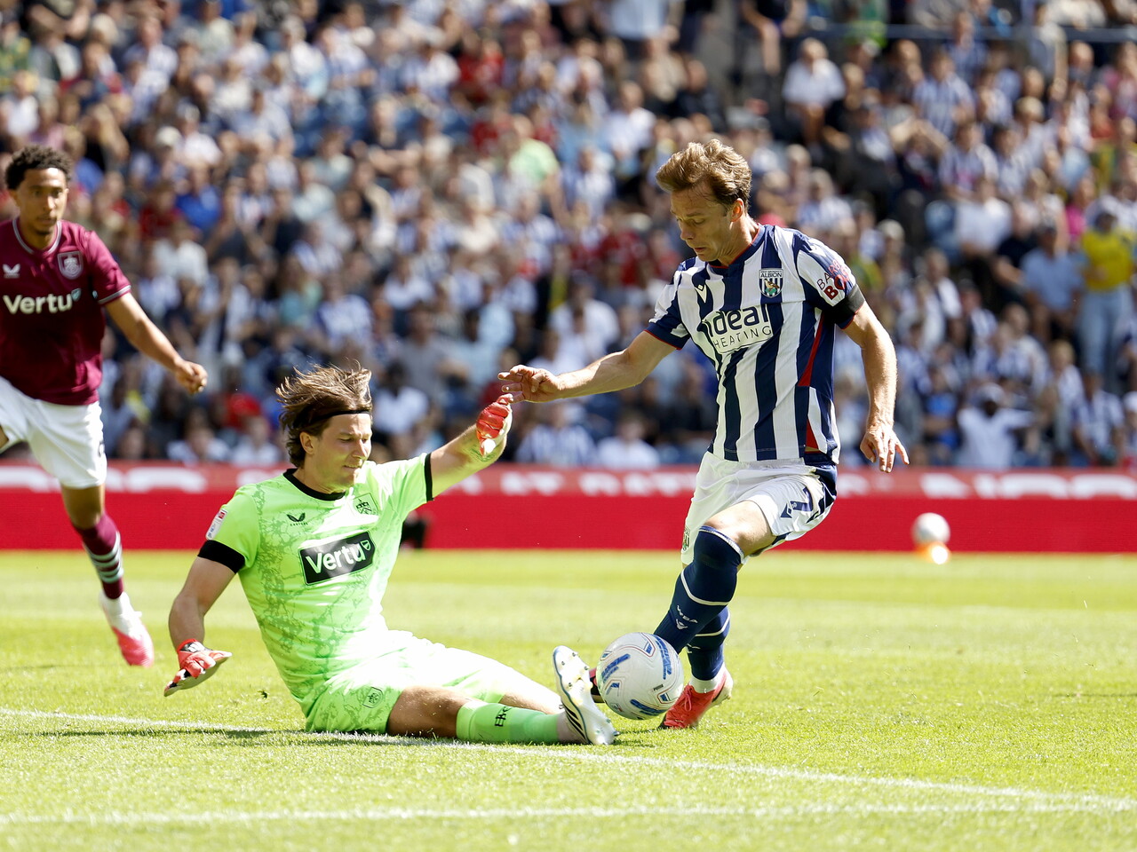 Felix Horn Myhre takes a shot against Burnley
