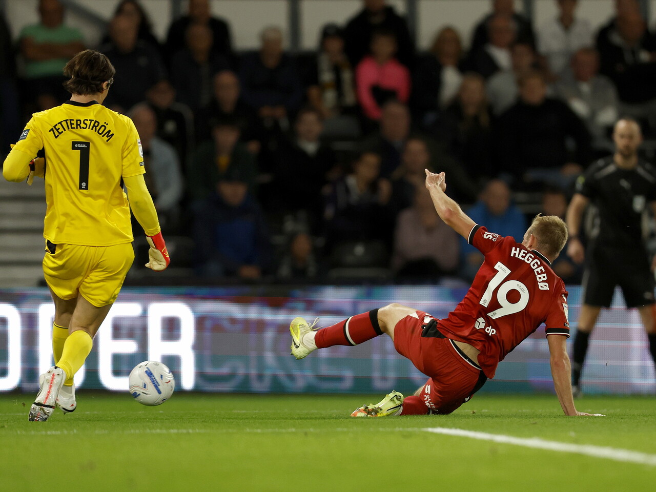 Aune Heggebo stretches for a cross against Derby