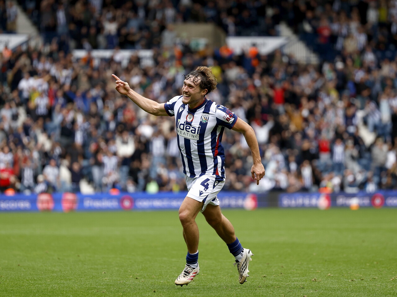 Callum Styles celebrates his goal against QPR