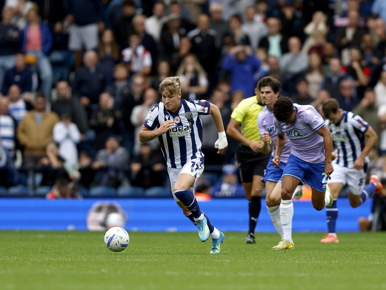 JJ Morgan on the ball against QPR