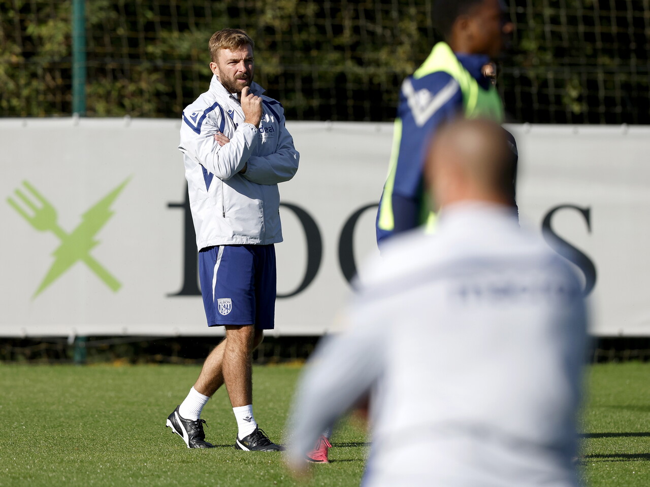 James Morrison watching over a training session