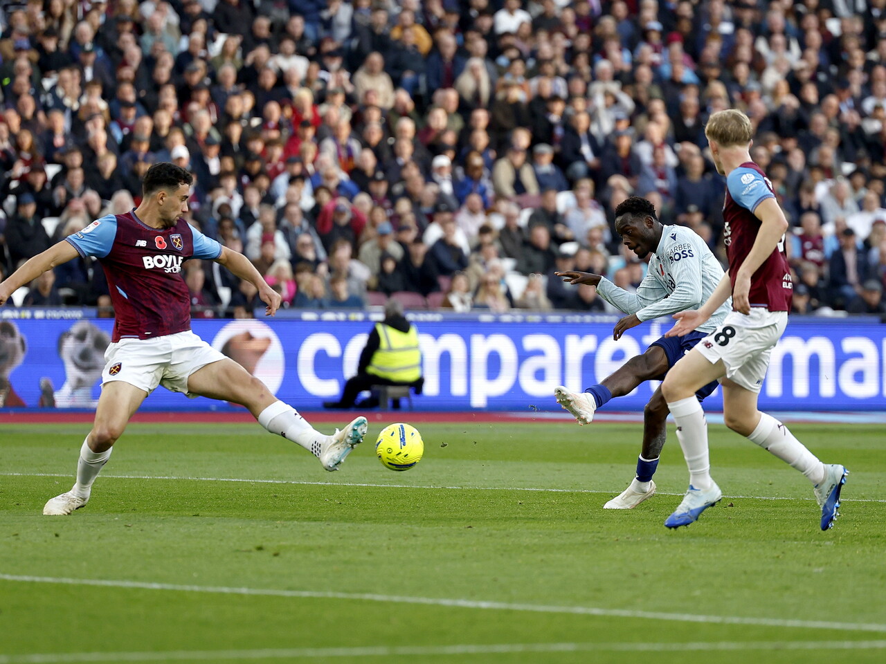 Rabby Nzingoula against West Ham