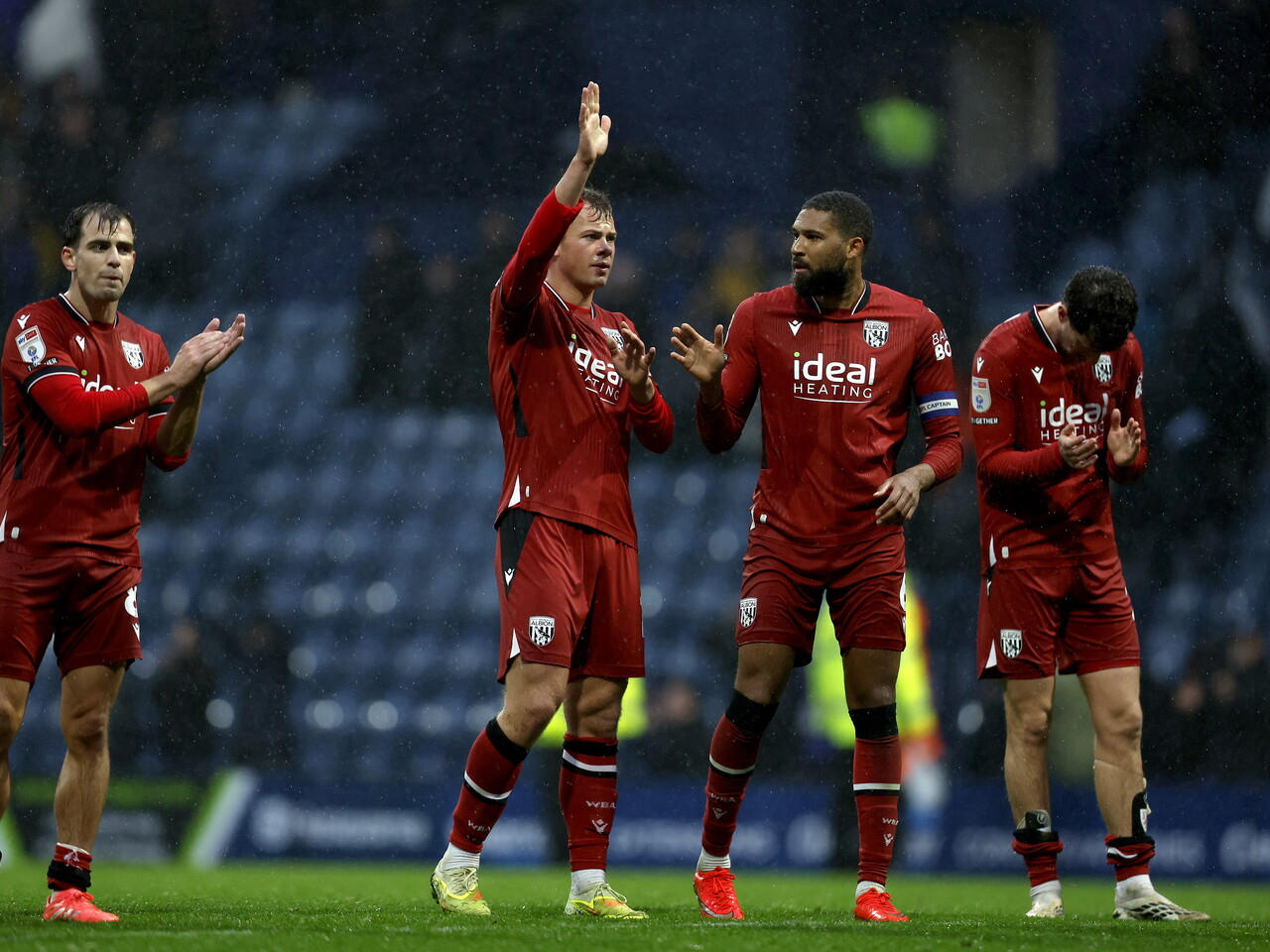 Aune Heggebo waves at the fans at full-time