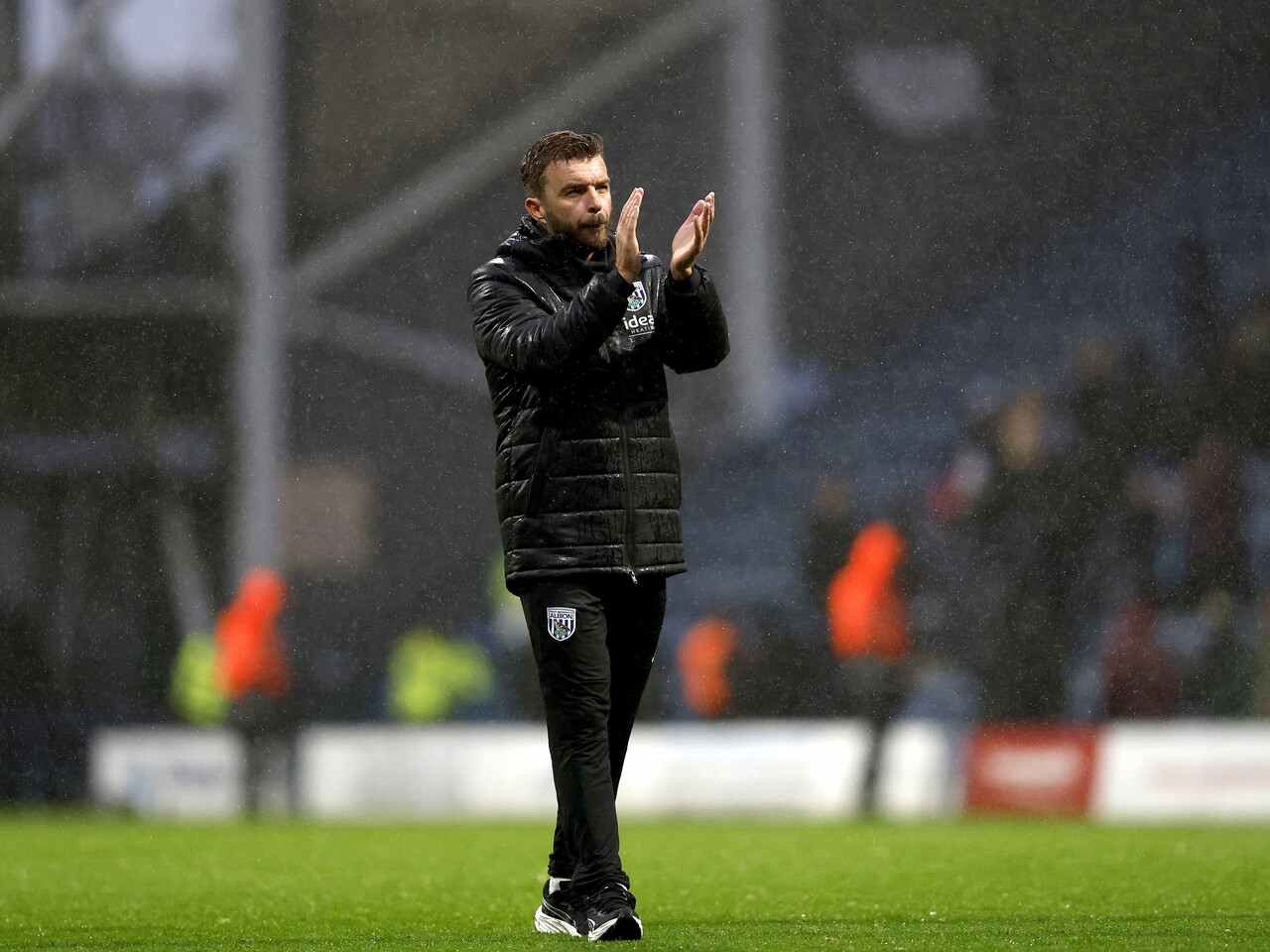 James Morrison applauds the fans at full-time