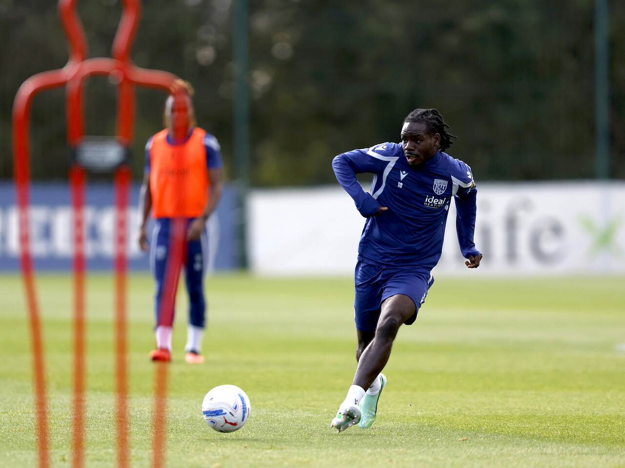 Brayann Pereira on the ball during a training session