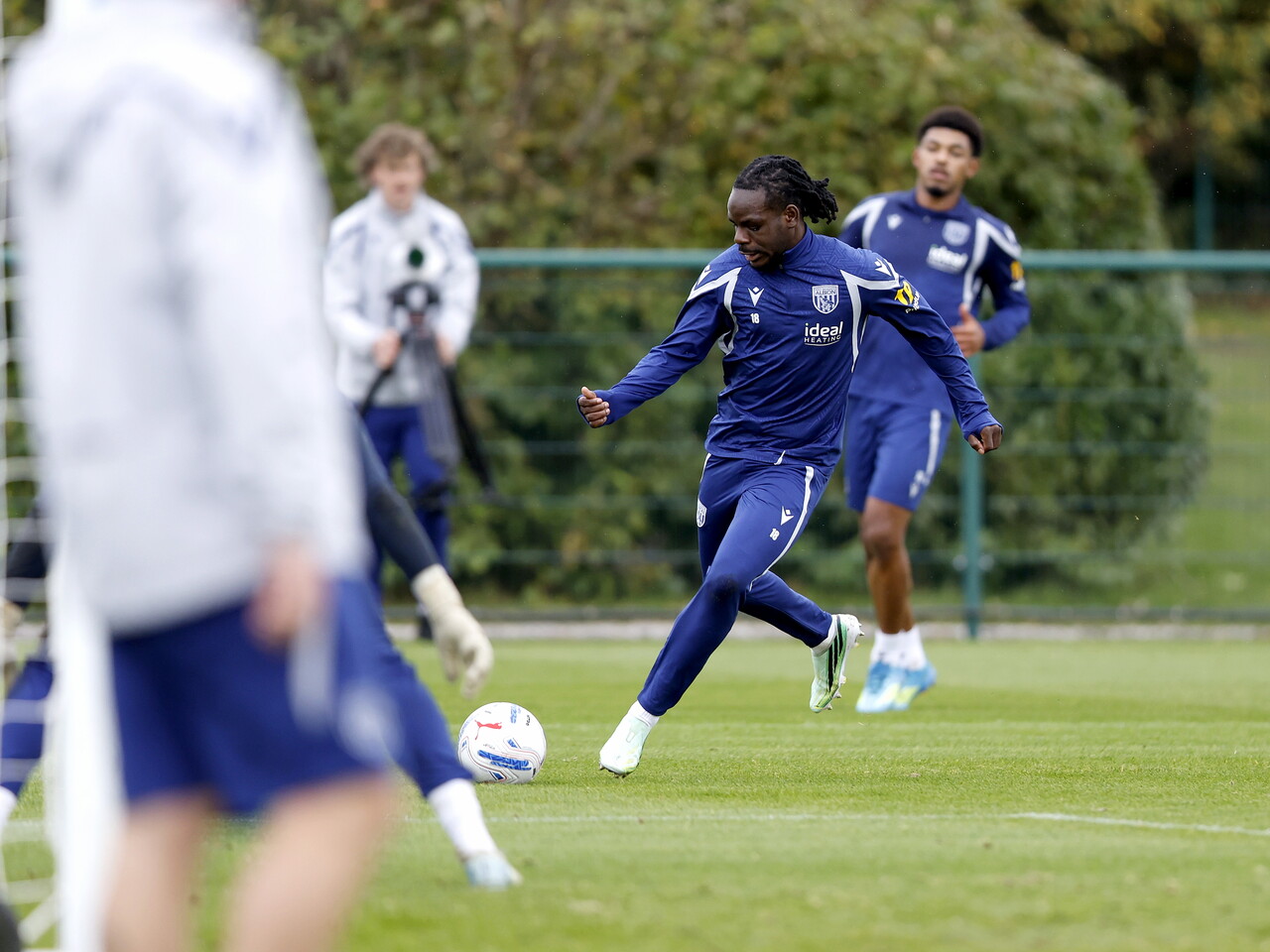 Brayann Pereira preparing to cross the ball during training 