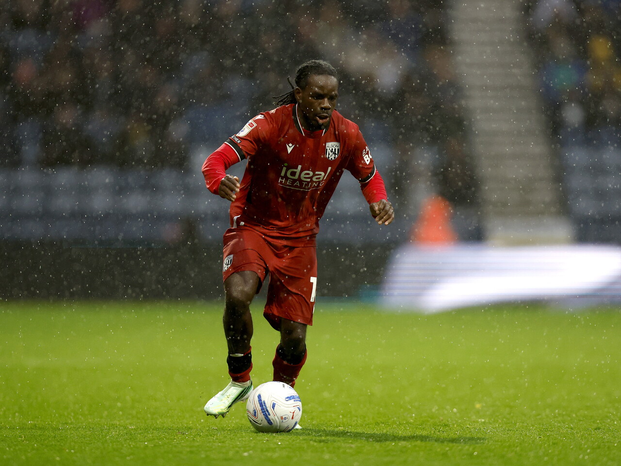 Brayann Pereira on the ball against Preston