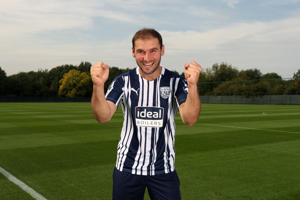 Ivanović signing picture