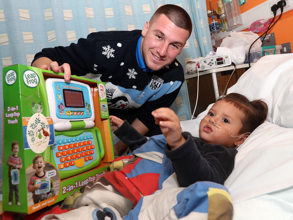 Sam Johnstone visits Sandwell General Hospital