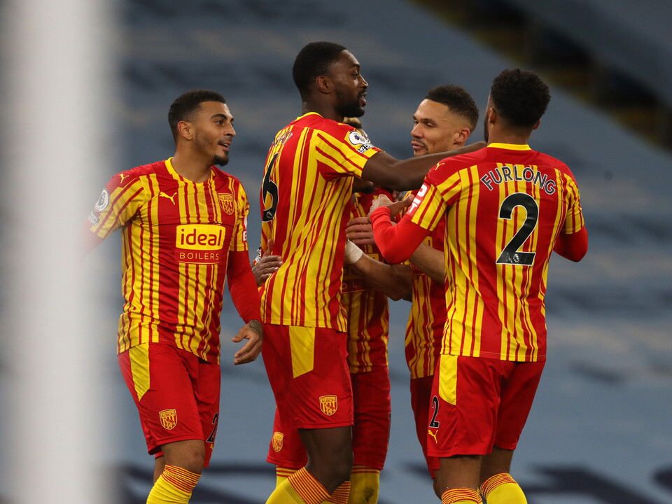 Semi Ajayi celebrates