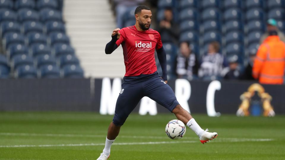 Phillips warmup Bristol City