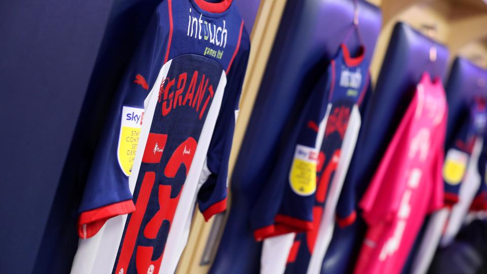 KG No.18 shirt