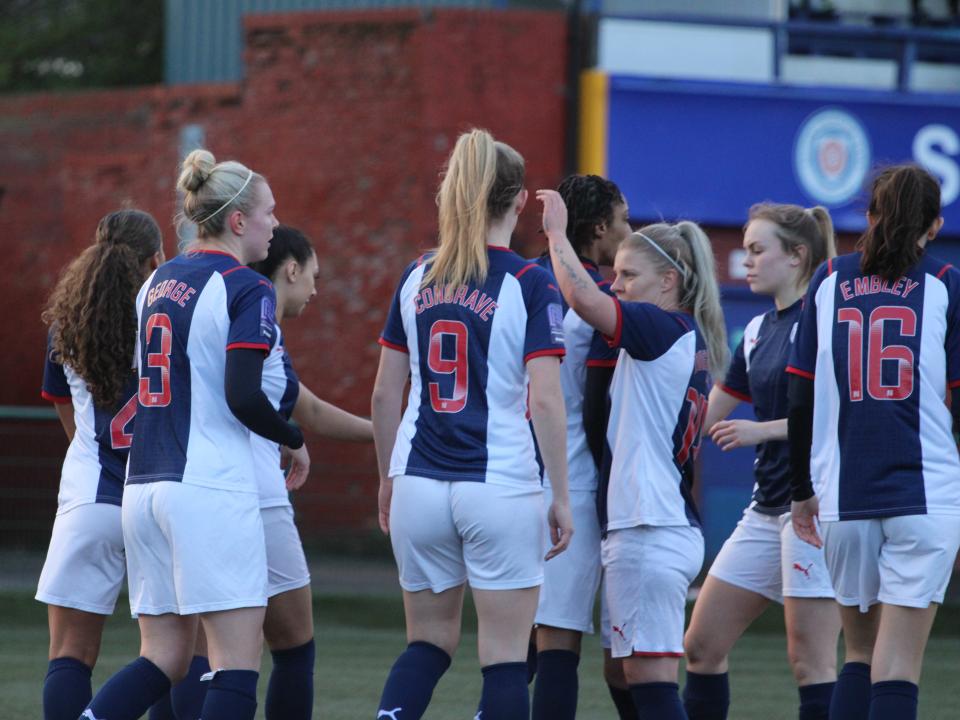 Albion earned their place in the last-four of the Birmingham FA County Cup with a 5-1 win against Leafield Athletic on Sunday