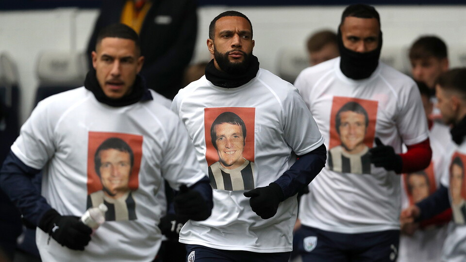 Astle shirts
