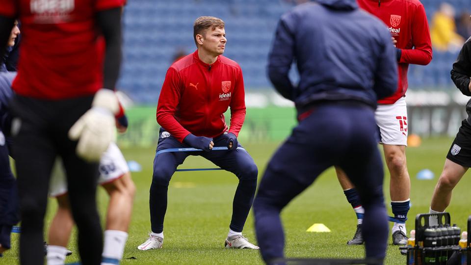 Townsend warming up ahead of Coventry City game